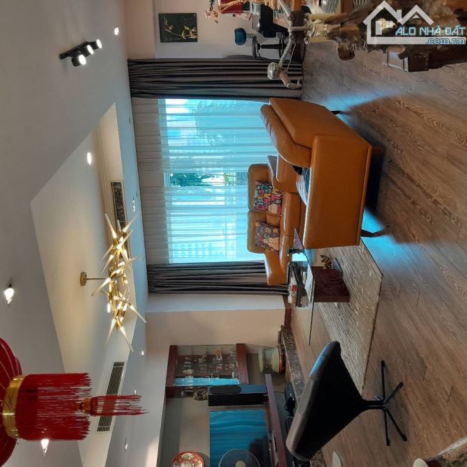 BÁN CĂN HỘ LÁNG HẠ – CĂN GÓC 3 MẶT THOÁNG – 163M² – 3PN – SỔ ĐỎ CHÍNH CHỦ - 1