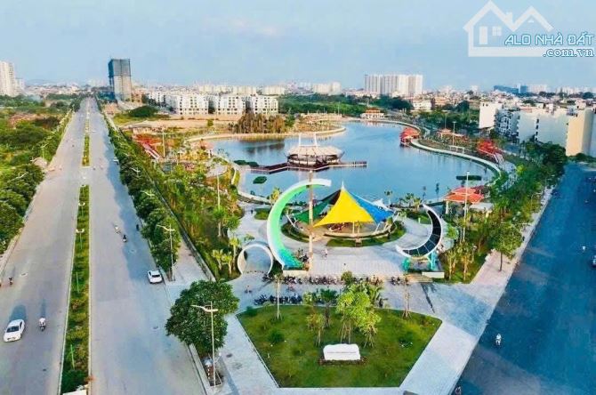 BÁN MẢNH ĐẤT TĐC -LIỀN KỀ PHÂN LÔ 90M2 MT:5M -MẶT ĐƯỜNG 17,5M VỈA HÈ 4M-NGÕ SAU NHÀ 4M SỔ - 1