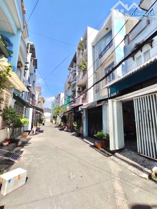 Phạm văn chiêu gv xuất hiện một căn nhà diện tích khủng 118m 2  giá từ 6 đến 10 tỷ - 1