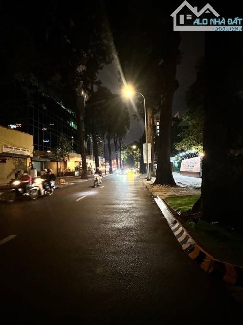 🏡S.iêu dự án trung tâm Sài Gòn - Mạc Đĩnh Chi - 1317.3m2 - N.gang 33m2 - D.ài 39m 🏡 - 1