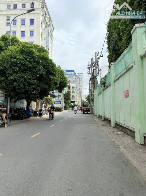 NGAY CHỢ VẢI TÂN BÌNH - LÝ THƯỜNG KIỆT, hàng xóm Q10,  4X17, 3 TẤM ĐÚC, 4PN - nhỉnh 7 tỷ - 1