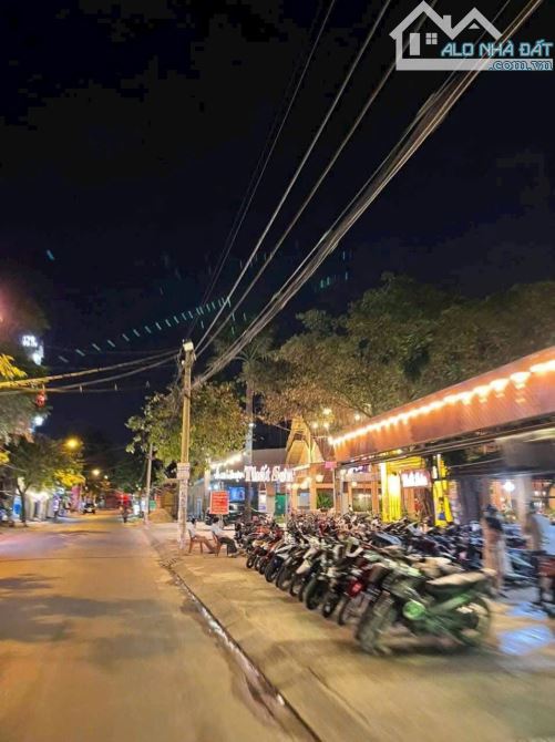 Bán nhà mặt tiền đường 13,3x21m giá 22,9 tỷ Đường Nguyễn Thị Kiêu - 1