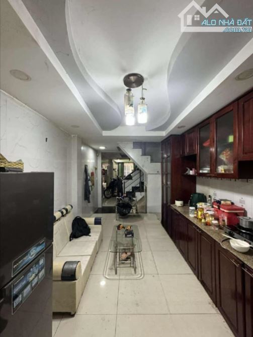 Bán nhà Nguyễn Văn Luông 54m2 4 tầng nhỉnh 5 tỷ hoàn công đủ - 1