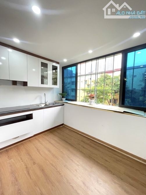 CC BÁN CĂN TT 3 NGỦ TRẦN QUỐC HOÀN - KHÁCH BẾP RIÊNG BIỆT - FULL NỘI THẤT - Ở NGAY - 80M2 - 1