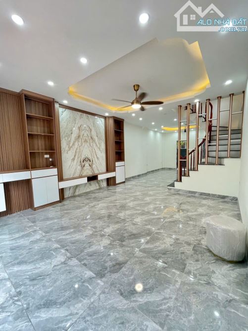 🏡 BÁN NHÀ ĐỘC LẬP – Ô TÔ NGỦ TRONG NHÀ, NGÕ RỘNG THÔNG THOÁNG - 1