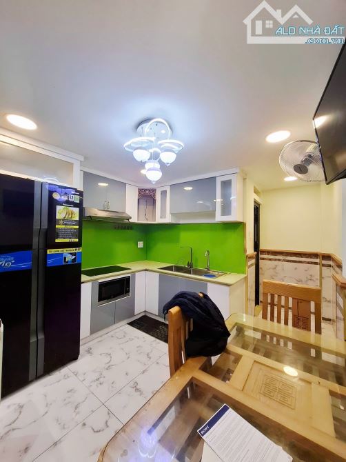 🏡 BÁN NHÀ 5 TẦNG – NGAY CHỢ HOA & PHỐ ẨM THỰC HỒ THỊ KỶ - TT QUẬN 10 – CHỈ 8.48 TỈ - 1