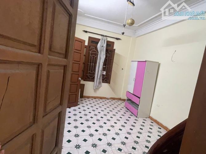 Hoàng Hoa Thám, 27m, 3ngủ, 2 mặt ngõ, Mặt tiền rộng, Sổ vuông, 20m ra phố, Dân xây kiên cố - 1
