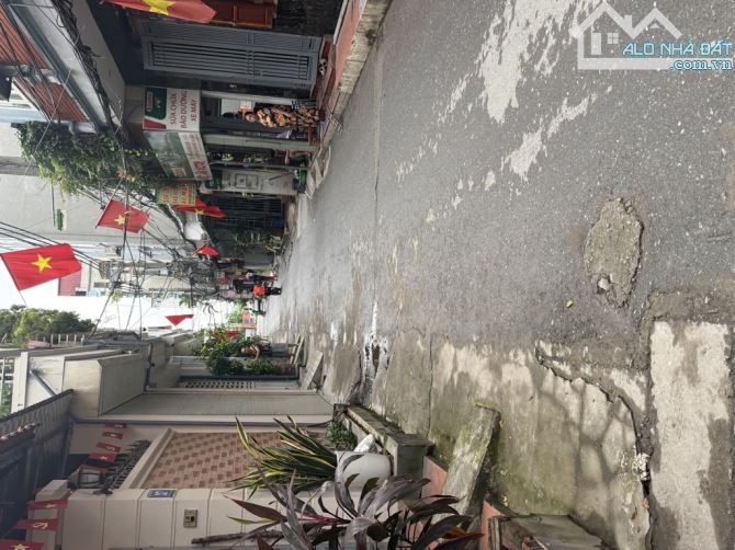 Bán Nhà Phân Lô - Ô Tô Vào Nhà - 44M2 - 9.4 Tỷ - 1