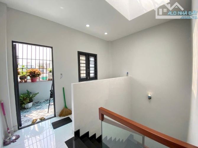 1/ Hương Lộ 2 nhà mới về ở ngay, 4x11, 3 tầng , hẻm xe hơi tới nhà - 1