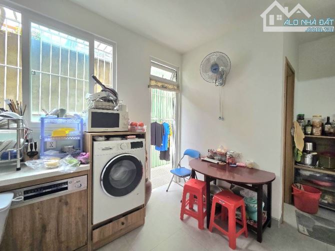 CHDV THU NHẬP 750tr/N - 6 TẦNG THANG MÁY ( 5 x 16 ) - HẺM 5M - 14,7 Tỷ - PHAN VĂN TRỊ - GV - 1