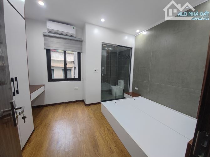 14.5 TỶ . BA GÁC ĐỖ CỬA .CÁCH Ô TÔ 20M . CẠNH TRƯỜNG ĐẠI HỌC BÁCH KHOA. - 1
