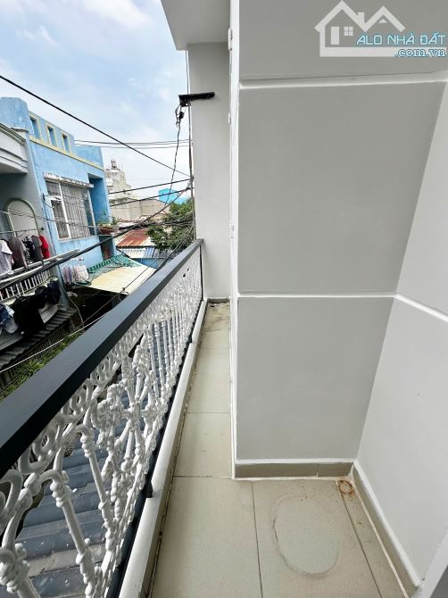 1/ đường số khu Lê Văn Quới, 4x9, 2 tầng , hẻm xe hơi, nhà đẹp ở ngay - 1