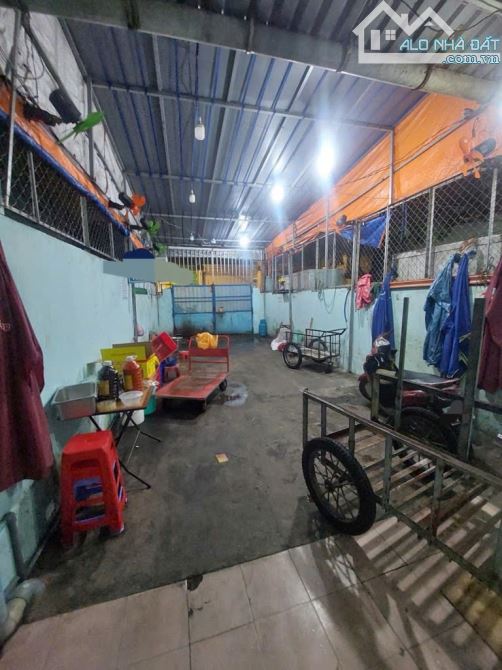 Nhà hẻm xe hơi quận 4, dt khủng, khu VIP, 150m2, giá 22 tỷ - 1