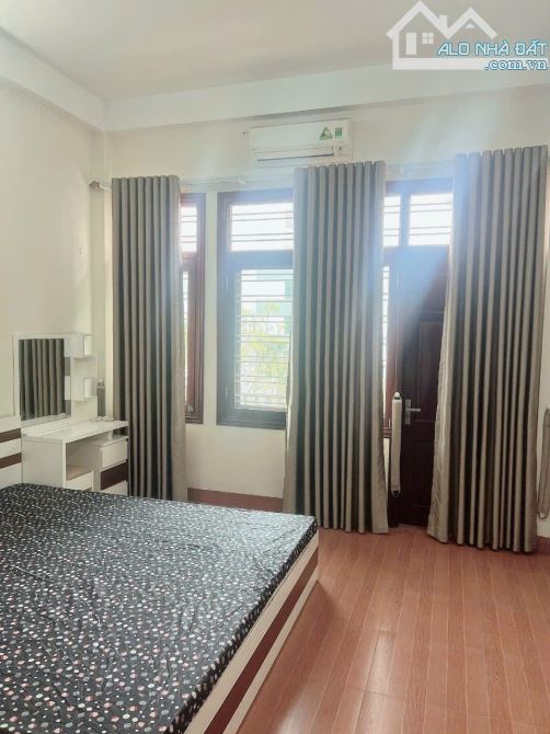 CƠ HỘI VÀNG ĐỂ SỞ HỮU CĂN NHÀ 50M 4 TẦNG KIÊN CỐ_PHỐ BA LA HÀ ĐÔNG_GẦN VĂN LA_GIÁ HẤP DẪN - 1