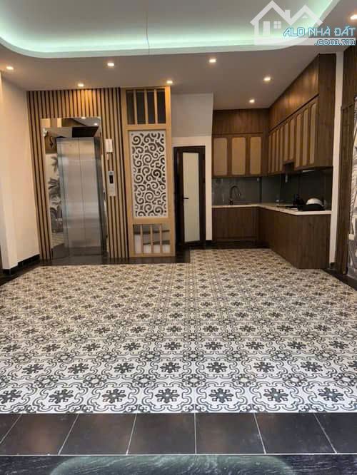 BÁN NHANH NHÀ LÔ GÓC 6 TẦNG THANG MÁY – LONG BIÊN, GẦN VINHOMES RIVERSIDE - 1