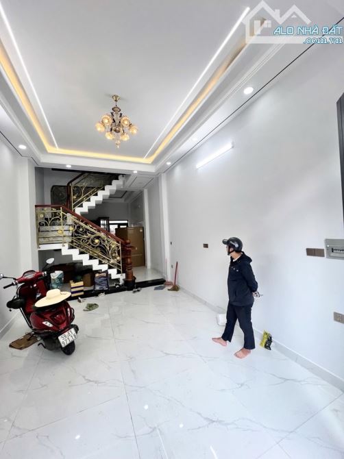 HXH ,Khu Bình Long-Gò Xoài 4tầng,4,2*13,5m 7,6tỷ tl, xe hơi vô nhà - 1