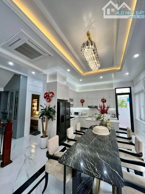 Trung Tâm Đống Đa - 50m2 x 5 Tầng - MT 8m - Vài Bước ra Ô Tô - 1