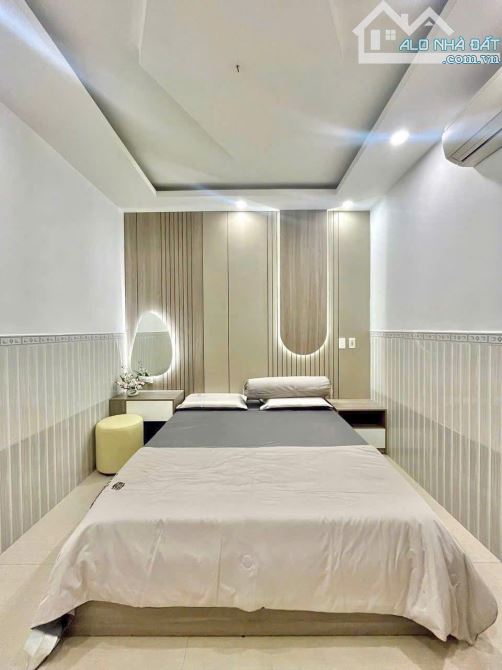 Bán nhà 3 tầng Cù Chính Lan Thanh Khê Đà Nẵng. Dt 72m2 ngang 4,5m. Giá 5,x tỷ - 1