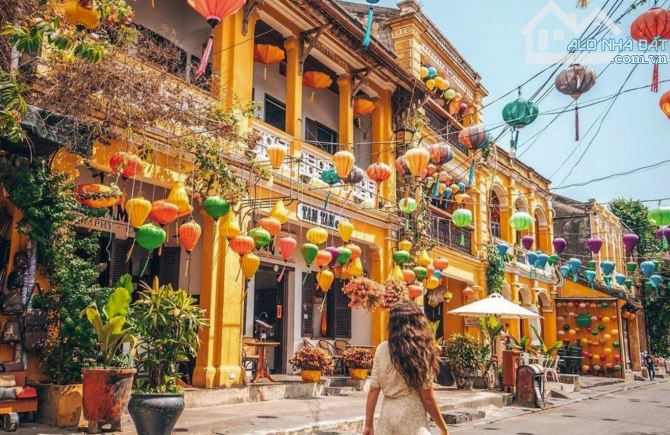 CỰC HIẾM- CHÍNH CHỦ BÁN CĂN VILLA TÂM HUYẾT TRUNG TÂM PHỐ CỐ HỘI AN. DT : 350 TRIỆU/THÁNG - 1