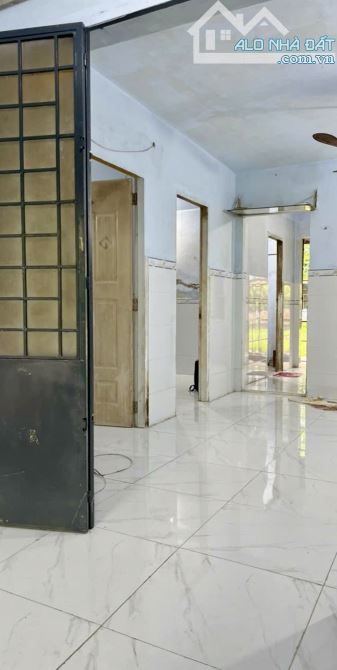 Tầng trệt khu dân cư vĩnh lộc B đường võ văn vân cho thuê 5tr/1tháng - 1