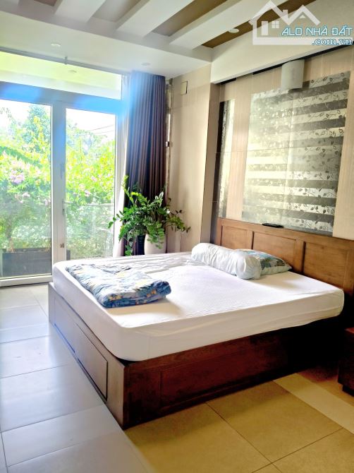 BIỆT THỰ 2 TẦNG, MẶT TIỀN - GẦN NGÃ 4 BÌNH THÁI ĐỖ XUÂN HỢP, Q.9 - 1
