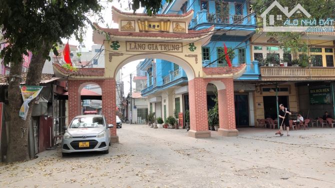 🏡 NHÀ CẤP 4 QUANG MINH – Ô TÔ VÀO TẬN SÂN – TIỆN ÍCH BỦA VÂY – NHỈNH 3 TỶ - 1