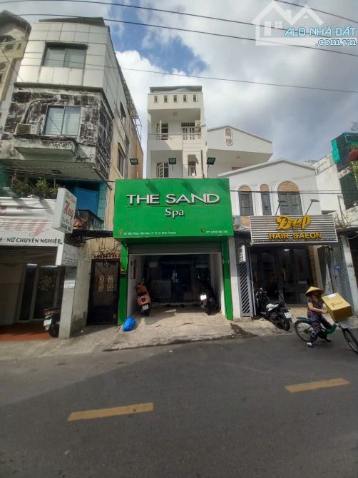 Siêu vị trí - mặt tiền ẩm thực phố Phan Văn Hân, P17, BT - DT: 5m x 18m - 5 tầng - chỉ 15, - 1