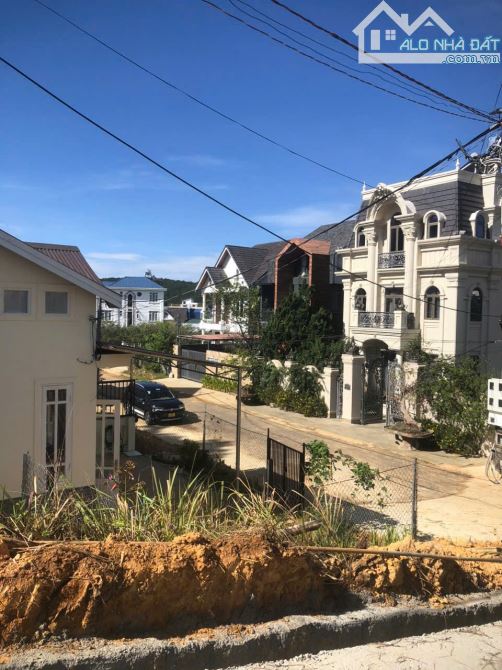 Bán lô đất view đẹp Đà Lạt tại  KQH  An Sơn 230m² - giá 12.7 tỷ - sổ hồng - tặng nhà cấp - 1