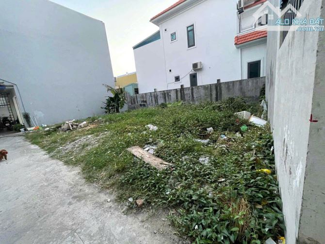 siêu phẩm tại nam phong oto vào đất  diện tích 42 m  giá 1 tỷ 430  hướng đông tt  lô đất g - 1
