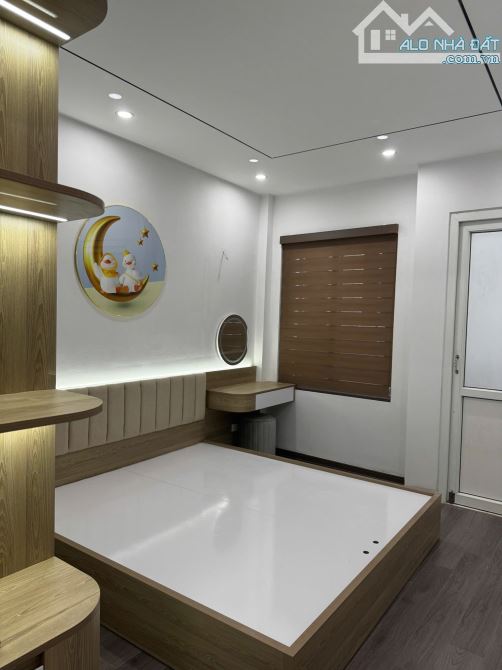 Bán nhà ngõ 322 Mỹ Đình - SỔ đỏ 37m2 - nhà 5 tầng- 4 ngủ - Giá  8,6 tỷ - cách oto 50M. - 1