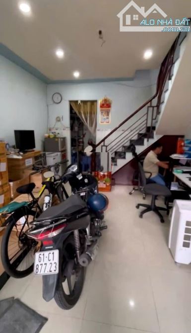 Cho thuê·nhà tân kỳ tân quý, dt 4.35 x 13m, nhà 1 lầu, giá thuê 10tr/th - 1
