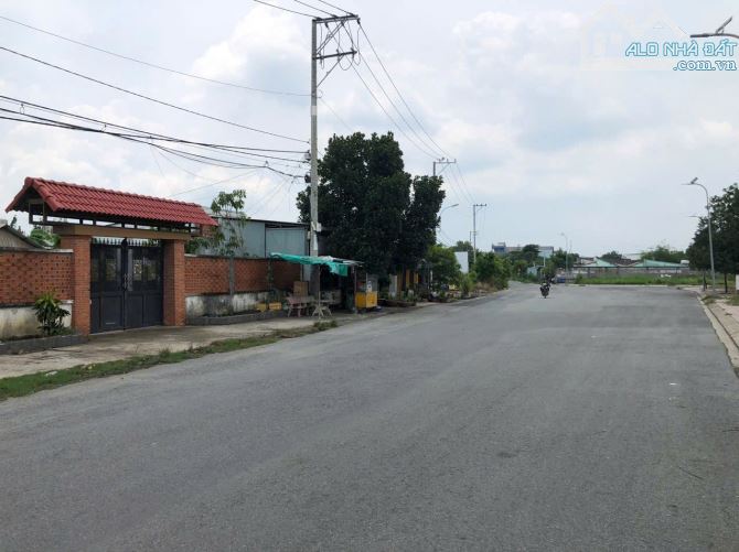 Cần bán nhanh lô đất 90m2 đường Hồ Văn Tắng, xã Tân Phú Trung, Củ Chi, giá 680 triệu, SHR - 1