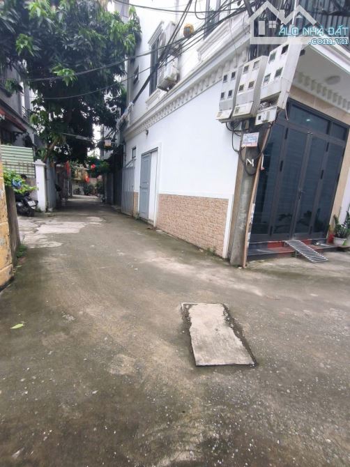 ( ĐẤT ) 1 MẢNH DUY NHẤT 39M2 - MT 3,6M ÔTÔ NGỦ TRONG ĐẤT, BÁT KHỐI _ LONG BIÊN - 1
