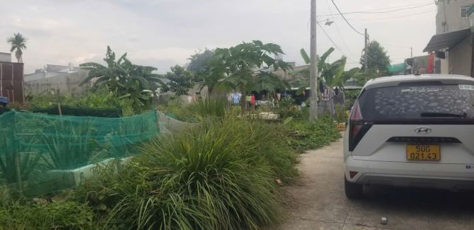 Cần Bán lô đất 335,5m2 đất thổ cư ngay TL37  giá 8ty 6 TL: - 1