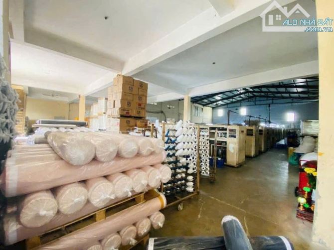 Cho thuê xưởng 2400m2 Nguyễn Văn Quá, Q12 - 1