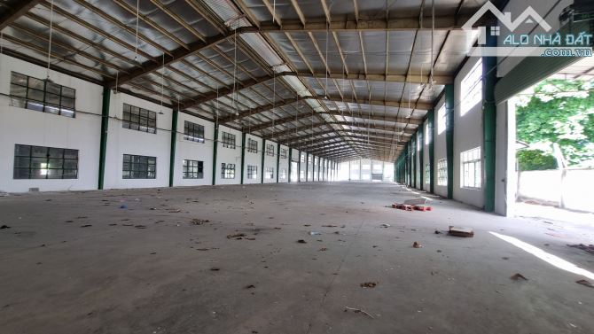 Cho thuê kho xưởng giá rẻ 3000m2 ở Tân Tạo, Bình Tân. Có PCCC, đường xe container. Gía 80k - 1