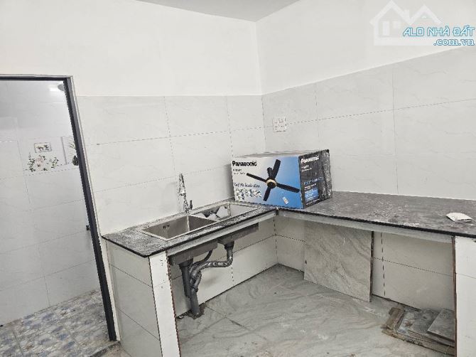 Nhà giá tốt! Nhà sát chợ bình thành DT 48m2(4x12)x 2 tầng ,hẻm 6m thông shr, chỉ 3.5 tỷ TL - 1