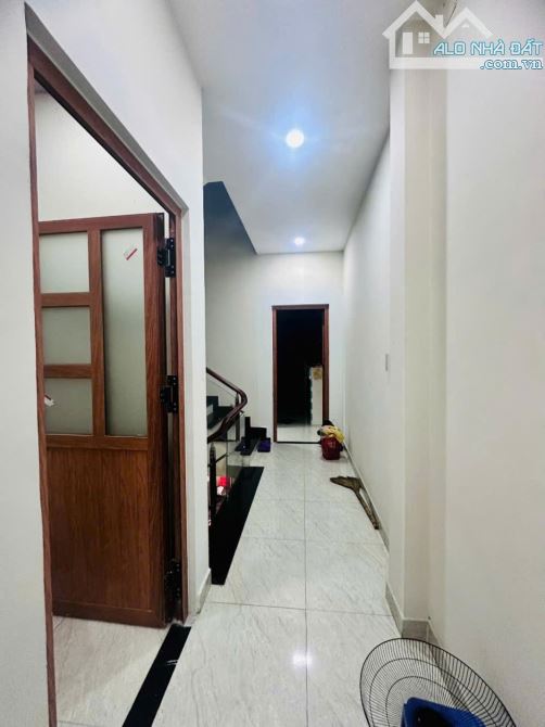 NHÀ ĐẸP TB - GẦN TRƯỜNG CHINH & PHẠM VĂN BẠCH - HẺM 3M THÔNG - 94M²(4,5×21) - 3 TẦNG CHỈ 7 - 1