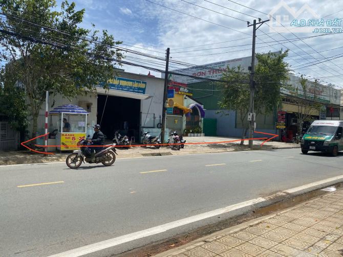 Bán nhà đất mặt tiền Đà Lạt, đường Hồ Xuân Hương cách trung tâm 2km, 1217m2 (582m2 ở)62,5 - 1