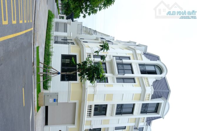 LK góc view sông - bãi xe - công năng tuyệt đỉnh - 532m2 sàn - 38.7 tỷ -1 nhà ra đường 3.5 - 1
