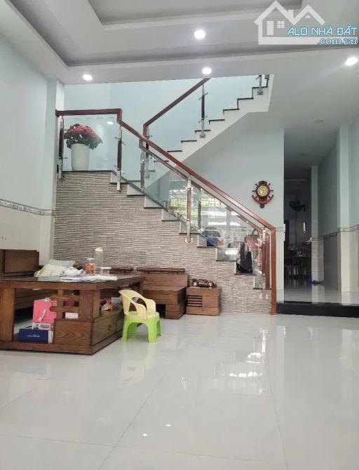 BÁN NHÀ 2 TẦNG, DT 95M2 - ĐƯỜNG NGUYỄN KHANG, GẦN HÀ HUY TẬP - THANH KHÊ - CHỈ 6.25 TỶ - 1