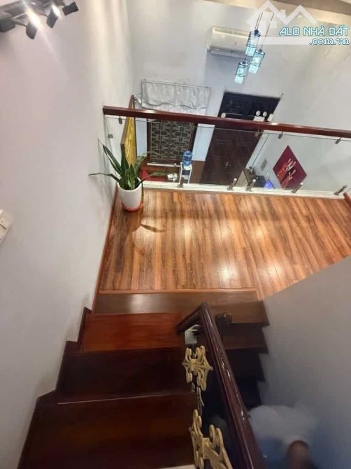 Cần bán nhà Định Công 32m2, 5 tầng, sổ đỏ chính chủ, 5.9 tỷ - 1