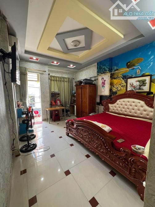 BÁN NHÀ MẶT TIỀN TÂN SƠN NHÌ KHU VIP SẦM UẤT BẬC NHẤT TÂN PHÚ DT 4x17 4 TẤM MỚI GIÁ 12,6TỶ - 1