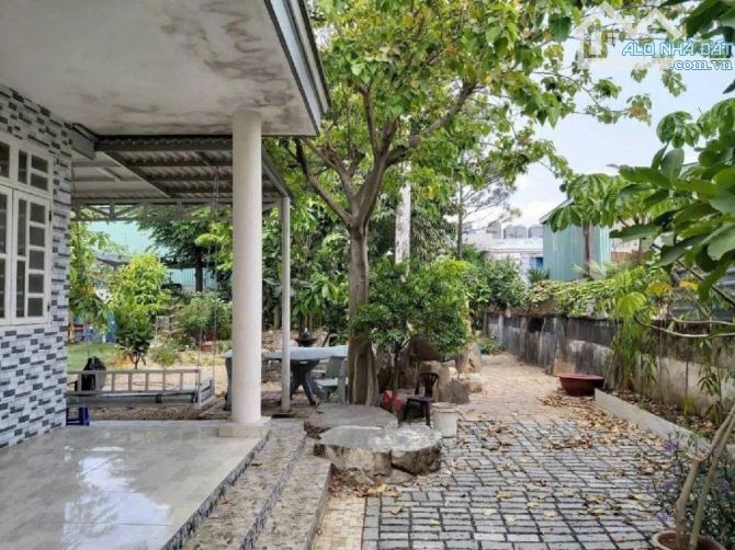⭐️⭐️⭐️ Giảm sốc 1.6 tỷ! Bán đất tặng nhà 703m2, SHR Vuông – Hà Huy Giáp Quận 12 - 1
