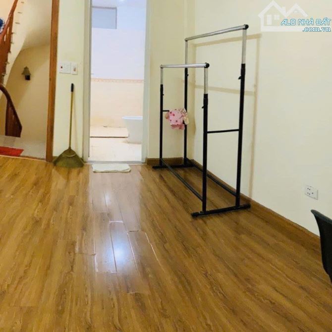 Hồ Tùng Mậu - 30m2 - 5 tầng - Gần phố - Phân lô - Hiếm nhà bán - 1
