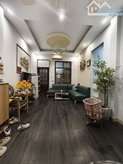 Dân xây Võ Chí Công, Cầu Giấy, 53m2 Mt 8.6m hơn 10 tỷ, gần ô tô, sát phố, nội thất VIP - 1