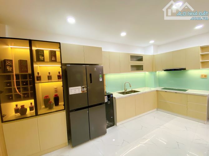 Bán nhà đẹp 4 Tầng Full nội Thất Lê Văn Sỹ P2 Tân Bình ngang 6m giá chỉ hơn 8 TỶ - 1