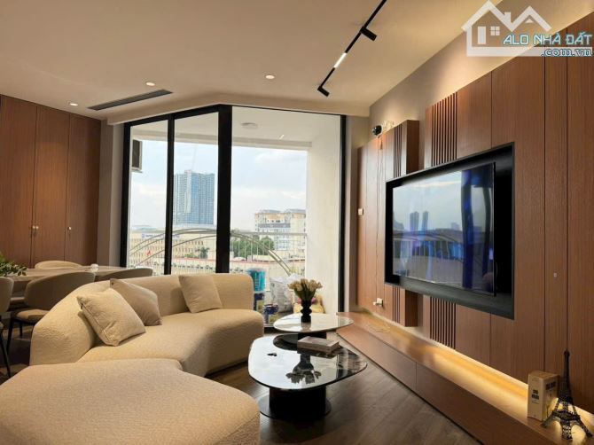 Bán căn hộ tại Pico 173 Xuân Thuỷ: 3 ngủ 100m2 Nhà đẹp, bc hướng mát, view nội khu, sẵn sổ - 1