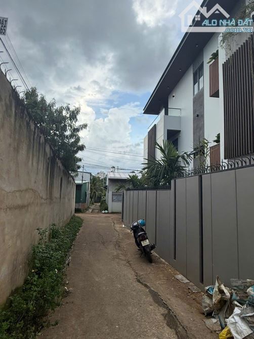 Bán đất hẻm tuệ tĩnh bao giá tốt nhất khu vực - 1