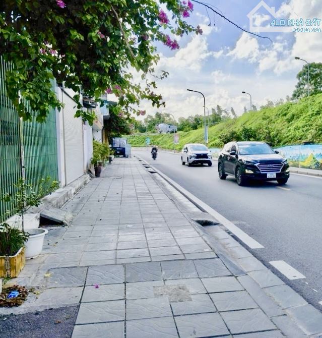 Giá Trị Bán Nhanh Mảnh Đất Quận Long Biên 52m2-Mặt Tiền 6m-chỉ hơn 11 tỷ-VĨA HÈ RÔNG-Ô TÔ - 1